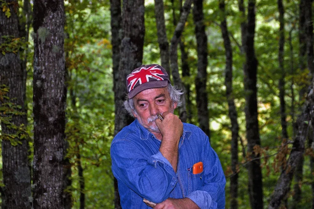 Co wziąć na grzyby, czyli niezbędny zestaw grzybiarza